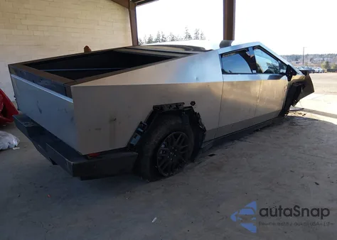 2025 Tesla Cybertruck All-Wheel Drive z USA, uszkodzony, nr VIN 7G2CEHED7SA075849